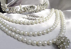 1940s diamante and pearl set
